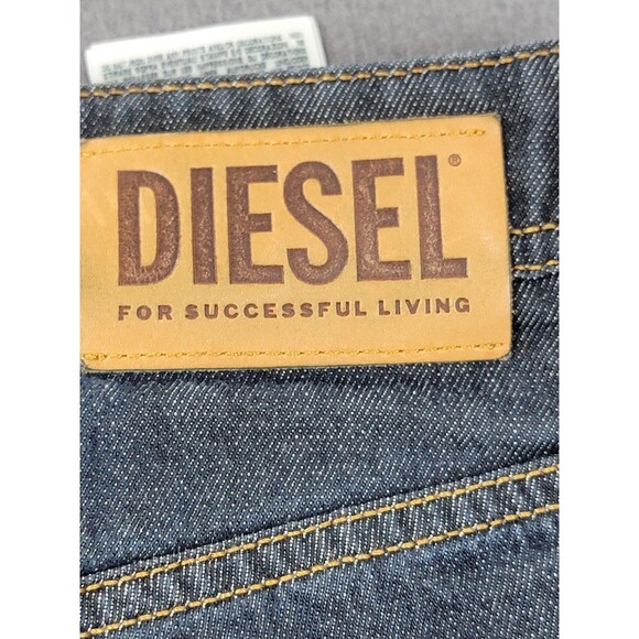 Diesel Larkee Straight Leg Jeans Mens 32x32 Blue Denim Stretch Dark Wash 009HF - Picture 16 of 16